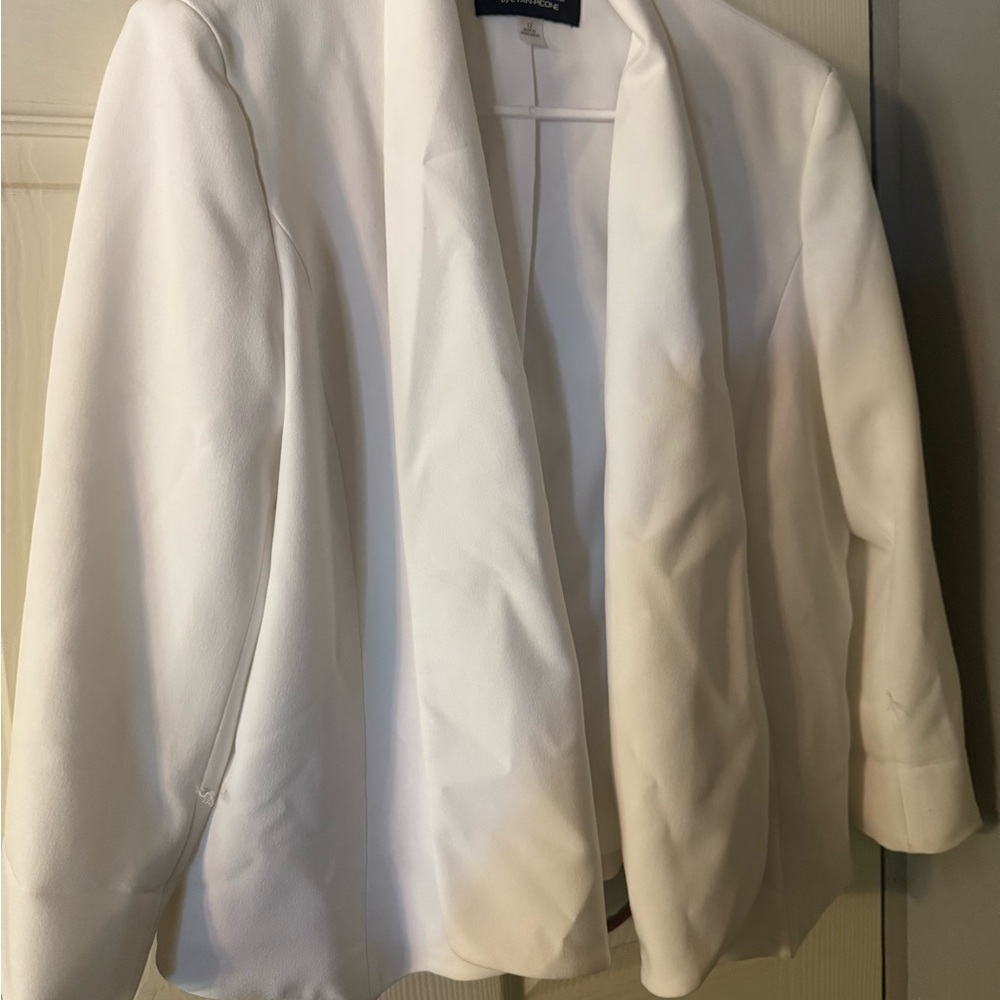 Evan Picone Classic White Blazer
